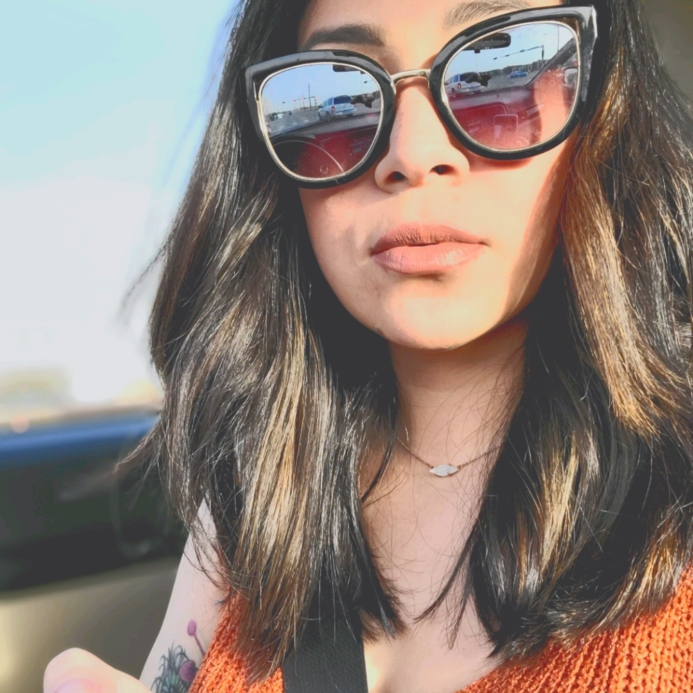 Meet your Posher, Alyssa